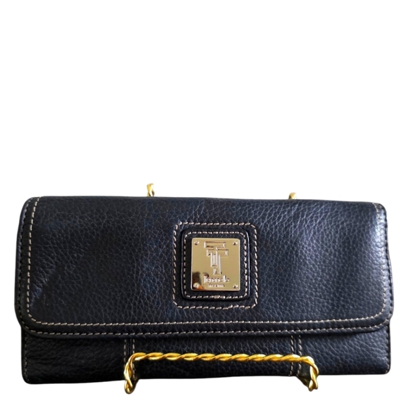 Tignanello Blk Leather Tri-Fold Wallet - Picture 1 of 5